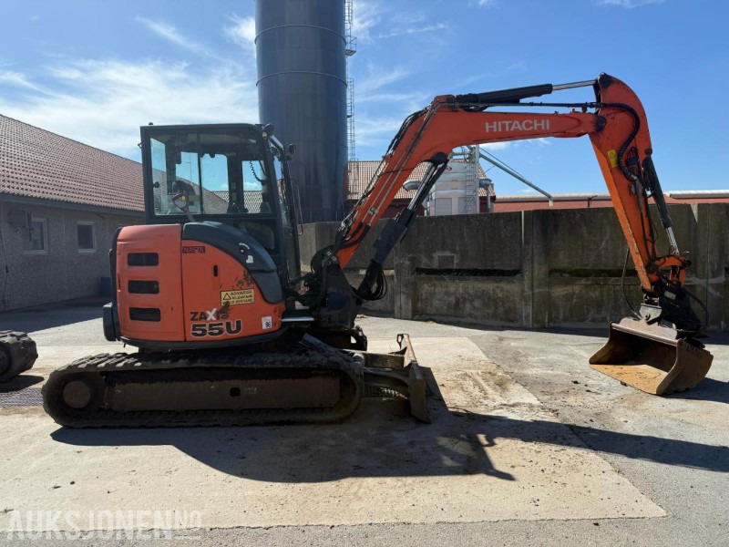 2016 Hitachi ZX55U-5A BELTEGRAVER- SERVICEHISTORIKK. - Bager: slika 2 2016 Hitachi ZX55U-5A BELTEGRAVER- SERVICEHISTORIKK. - Bager: slika 2