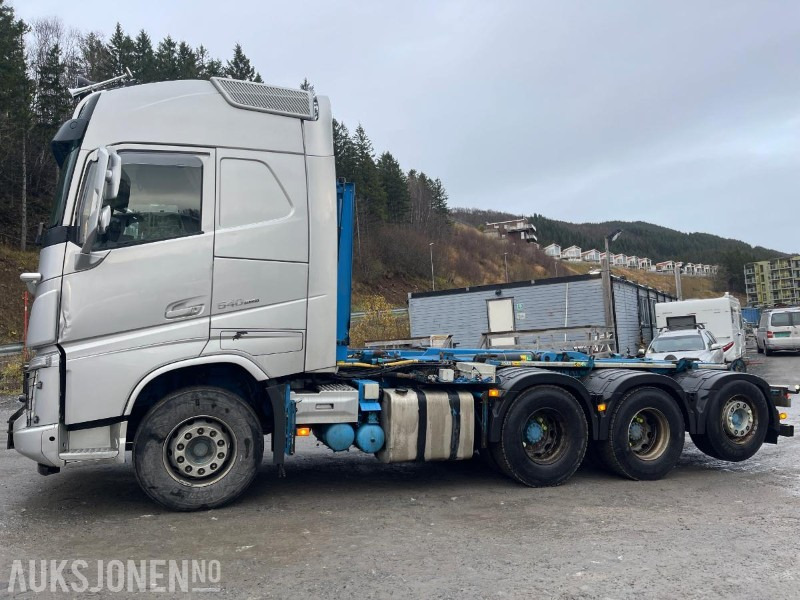 2016 Volvo FH 540 8x4 Tridem med Joab 24 t krokløft - Kamion sa hidrauličnom kukom: slika 2 2016 Volvo FH 540 8x4 Tridem med Joab 24 t krokløft - Kamion sa hidrauličnom kukom: slika 2