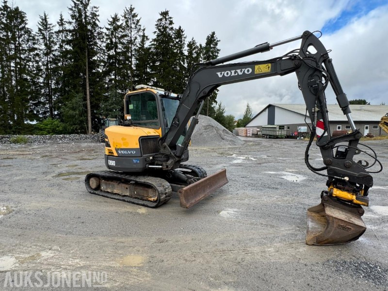 2016 Volvo ecr58d beltegraver 4301t, tiltrotator, pusseskuff,steinskuff - Mini bager: slika 2 2016 Volvo ecr58d beltegraver 4301t, tiltrotator, pusseskuff,steinskuff - Mini bager: slika 2