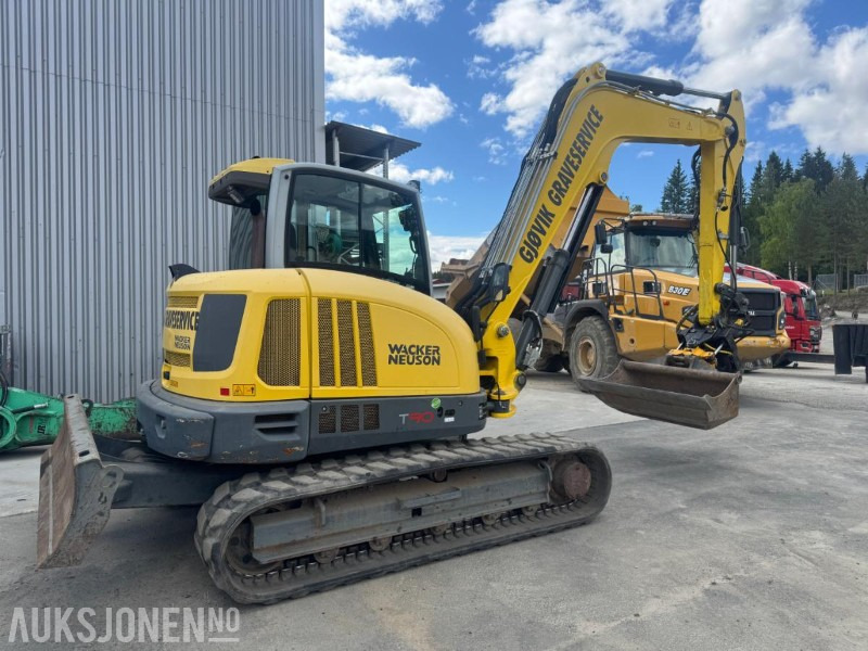 2016 Wacker Neuson ET 90 GRAVEMASKIN MED ROTOTILT, SENTRALSMØRING OG 3 SKUFFER - Bager: slika 4 2016 Wacker Neuson ET 90 GRAVEMASKIN MED ROTOTILT, SENTRALSMØRING OG 3 SKUFFER - Bager: slika 4