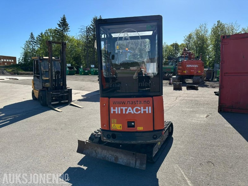 2017 Hitachi ZX19-5A CR minigraver / 3 skuffer / CE merket / 1.725 timer - Mini bager: slika 5 2017 Hitachi ZX19-5A CR minigraver / 3 skuffer / CE merket / 1.725 timer - Mini bager: slika 5