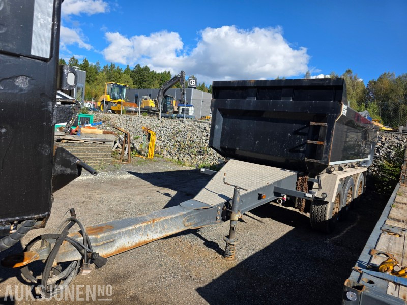 2017 Volvo FH16 tippbil med tipphenger + Maur bilpåbygg trippelkjerre - EURO6 - Nylig EU godkjent - Istovarivač: slika 3 2017 Volvo FH16 tippbil med tipphenger + Maur bilpåbygg trippelkjerre - EURO6 - Nylig EU godkjent - Istovarivač: slika 3