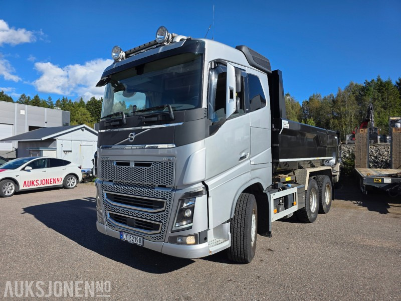 2017 Volvo FH16 tippbil med tipphenger + Maur bilpåbygg trippelkjerre - EURO6 - Nylig EU godkjent - Istovarivač: slika 1 2017 Volvo FH16 tippbil med tipphenger + Maur bilpåbygg trippelkjerre - EURO6 - Nylig EU godkjent - Istovarivač: slika 1