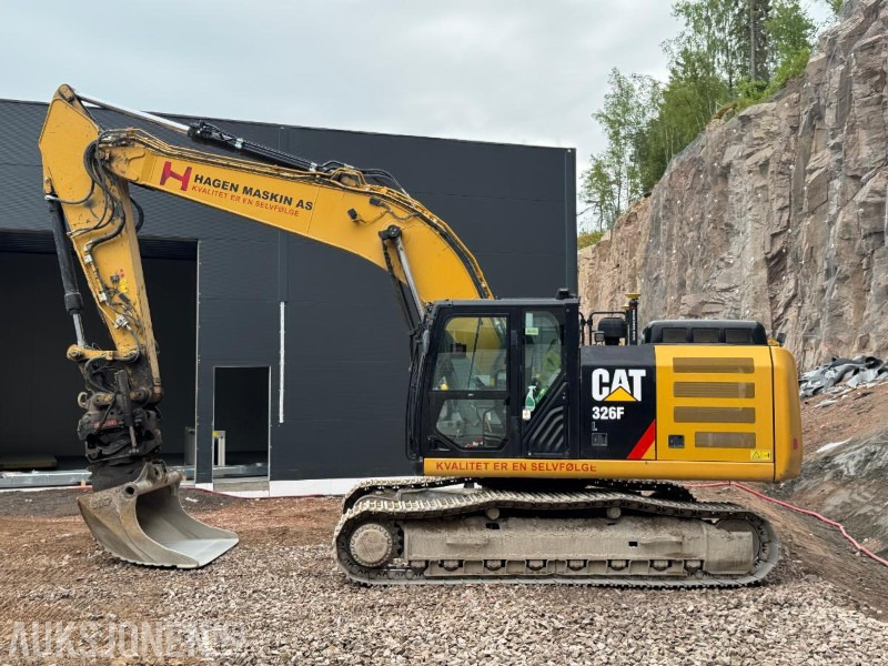 2018 Cat 326FL gravemaskin / 2 skuffer / GPS - Bager: slika 2 2018 Cat 326FL gravemaskin / 2 skuffer / GPS - Bager: slika 2