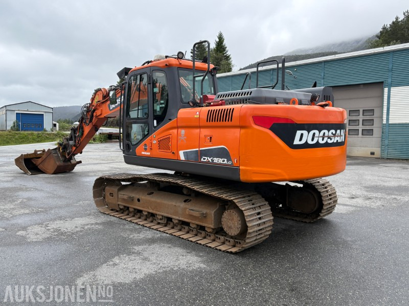 2018 Doosan DX180LC-5 - 6 381 timer - tiltrotator - 2 skuffer - sertifisert - Bager: slika 4 2018 Doosan DX180LC-5 - 6 381 timer - tiltrotator - 2 skuffer - sertifisert - Bager: slika 4