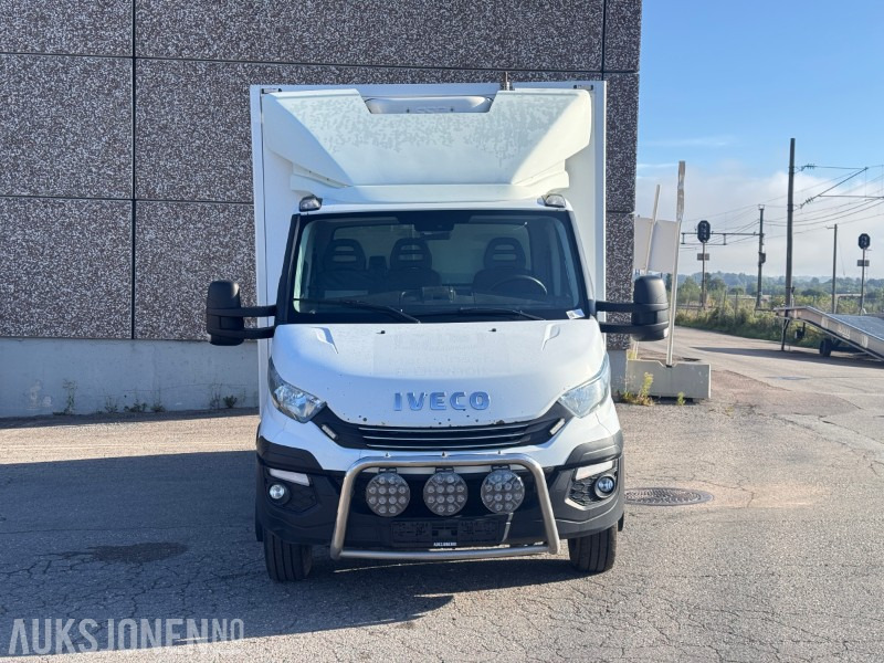 2018 Iveco DAILY - SKAP - MOBILT VERKSTED - SERVICEBIL - SVÆRT PÅKOSTET INNREDNING! - Kamion sa zatvorenim sandukom: slika 2 2018 Iveco DAILY - SKAP - MOBILT VERKSTED - SERVICEBIL - SVÆRT PÅKOSTET INNREDNING! - Kamion sa zatvorenim sandukom: slika 2