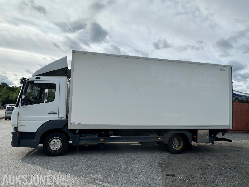2018 Mercedes-Benz ATEGO - Kamion sa zatvorenim sandukom: slika 2 2018 Mercedes-Benz ATEGO - Kamion sa zatvorenim sandukom: slika 2