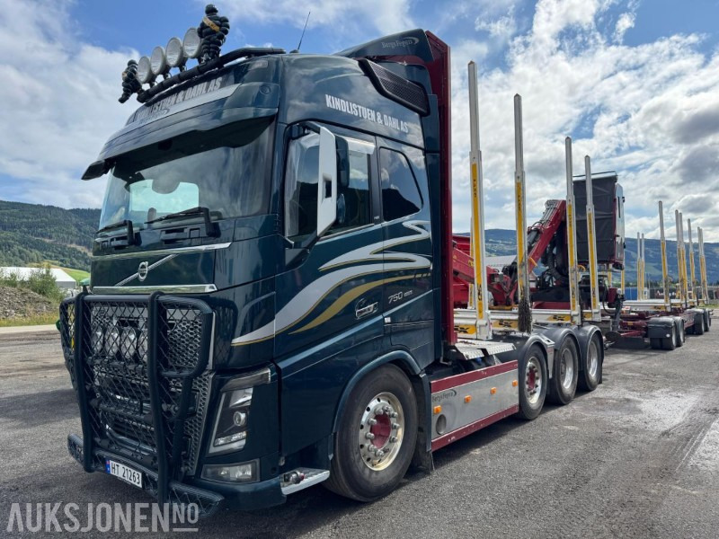 2018 Volvo FH16 8X4 komplett tømmerbil med kran og henger. - Šticar, Kamion sa dizalicom: slika 1 2018 Volvo FH16 8X4 komplett tømmerbil med kran og henger. - Šticar, Kamion sa dizalicom: slika 1