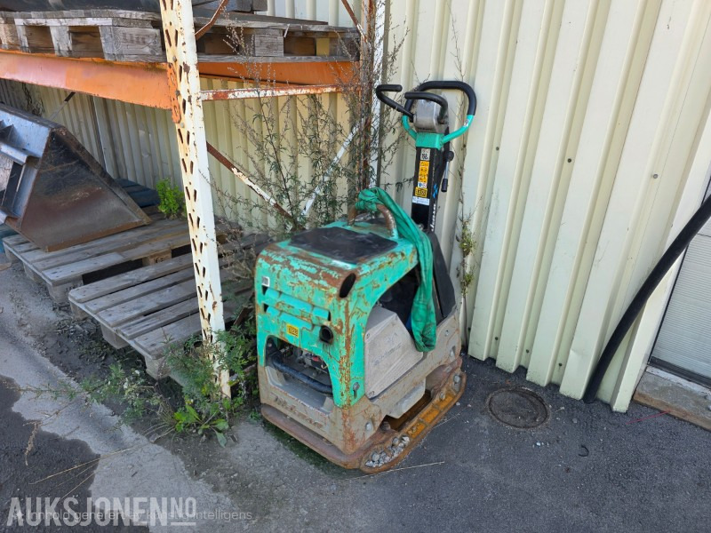 2019 Mikasa MVH-408D SZ Vibroplate med breddevinger - Valjak: slika 2 2019 Mikasa MVH-408D SZ Vibroplate med breddevinger - Valjak: slika 2