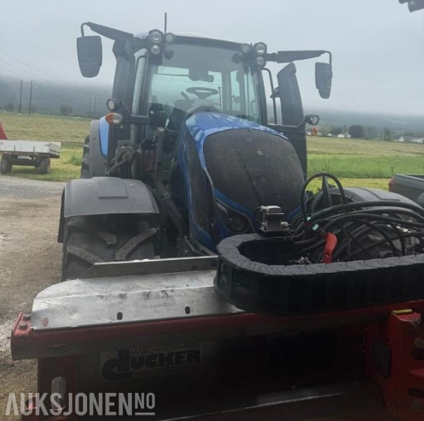 2020 Traktor - Valtra N174 med Ducker 700 klippepanne og frontlaster - Traktor: slika 4 2020 Traktor - Valtra N174 med Ducker 700 klippepanne og frontlaster - Traktor: slika 4