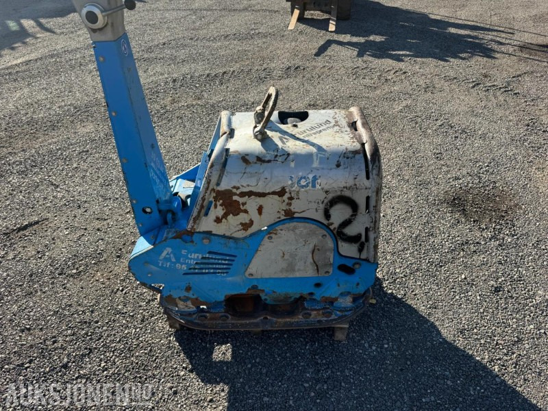 2020 Weber CR7 Vibroplate 475kg - Valjak: slika 2 2020 Weber CR7 Vibroplate 475kg - Valjak: slika 2