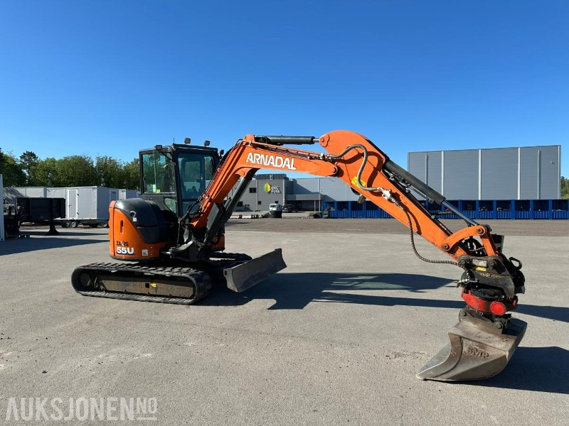 2021 Hitachi ZX55U-6 CLR gravemaskin / rotortilt / Pigghammer / 3 skuffer / 2298 timer - Bager: slika 2 2021 Hitachi ZX55U-6 CLR gravemaskin / rotortilt / Pigghammer / 3 skuffer / 2298 timer - Bager: slika 2