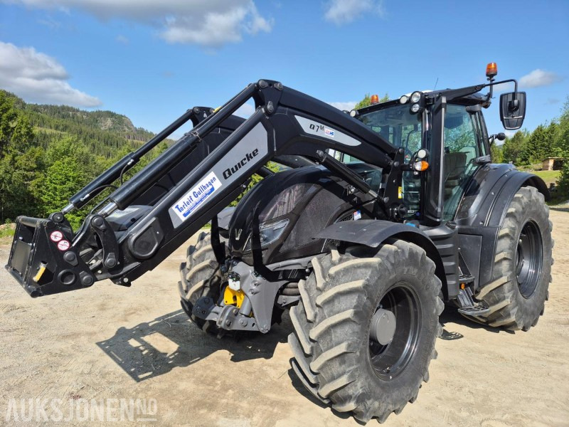 2021 Valtra T 234 VERSU med laster og front hydraulikk / PTO - Traktor: slika 1 2021 Valtra T 234 VERSU med laster og front hydraulikk / PTO - Traktor: slika 1