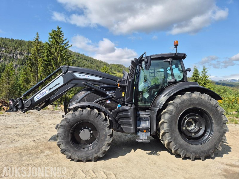 2021 Valtra T 234 VERSU med laster og front hydraulikk / PTO - Traktor: slika 2 2021 Valtra T 234 VERSU med laster og front hydraulikk / PTO - Traktor: slika 2