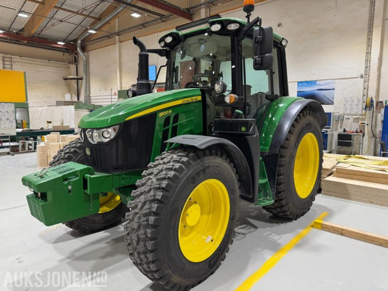 Traktor 2023 John Deere 6100M TRAKTOR MED 2 SETT HJUL, KUN 1543 TIMER: slika 1