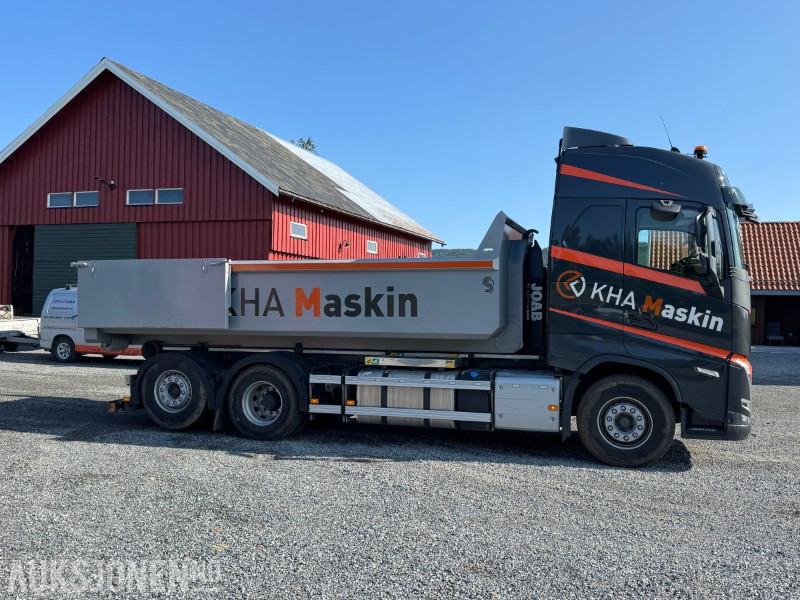 2023 Volvo FH - Krokbil med Dumperkasse og Maskinflak - Kamion sa hidrauličnom kukom: slika 4 2023 Volvo FH - Krokbil med Dumperkasse og Maskinflak - Kamion sa hidrauličnom kukom: slika 4