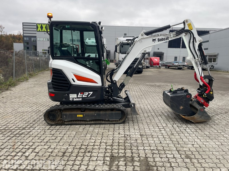 2024 Bobcat E27 Rototilt R1, Graveskuff, fast pusseskuff - Mini bager: slika 3 2024 Bobcat E27 Rototilt R1, Graveskuff, fast pusseskuff - Mini bager: slika 3