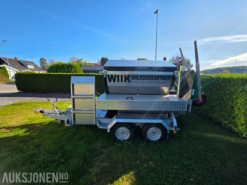 2024 Brian James Trailers A-Type asfalthenger med 2021 Svepac F 90A vibroplate 2.9kW, 2022 Honda EU22i strømaggregat og utstyr - Građevinska oprema: slika 2 2024 Brian James Trailers A-Type asfalthenger med 2021 Svepac F 90A vibroplate 2.9kW, 2022 Honda EU22i strømaggregat og utstyr - Građevinska oprema: slika 2
