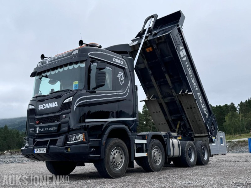 2024 Scania 560R XT tippbil - 8x4 - Istrail påbygg - Navreduksjon - Varme i kasse - Kassevibrator - Gått kun 47.000 km - Istovarivač: slika 1 2024 Scania 560R XT tippbil - 8x4 - Istrail påbygg - Navreduksjon - Varme i kasse - Kassevibrator - Gått kun 47.000 km - Istovarivač: slika 1