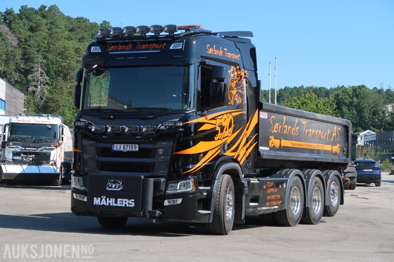 2024 Scania R590 8x4 brøyterigget krokbil m/ 24t JOAB krok - 12 000 km - serviceavtale - Kamion sa hidrauličnom kukom: slika 3 2024 Scania R590 8x4 brøyterigget krokbil m/ 24t JOAB krok - 12 000 km - serviceavtale - Kamion sa hidrauličnom kukom: slika 3