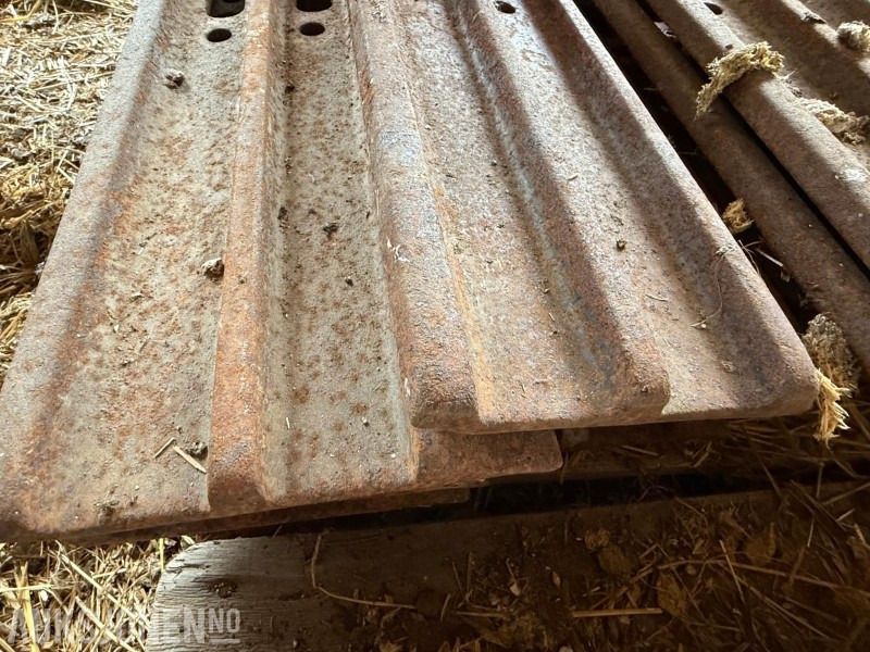 60 cm belteplater til gravemaskin - Građevinska oprema: slika 2 60 cm belteplater til gravemaskin - Građevinska oprema: slika 2