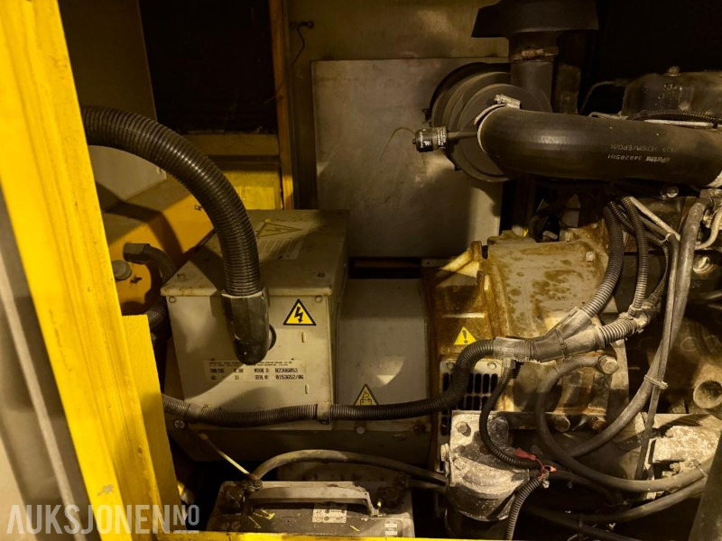 Dodatak za Građevinska mašina 2002 Gesan DPS 27 Dieselaggregat: slika 6