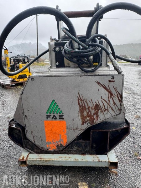 2016 FAE - UML/EX-150 VT - Krattknuser / Vegetasjonsfres med variabel transmisjon - S60 feste - Dodatak za Građevinska mašina: slika 5 2016 FAE - UML/EX-150 VT - Krattknuser / Vegetasjonsfres med variabel transmisjon - S60 feste - Dodatak za Građevinska mašina: slika 5