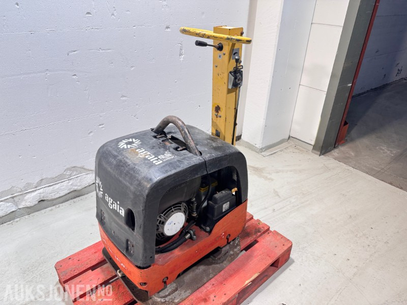 Dynapac LG300 vibroplate / 307kg - Valjak: slika 3 Dynapac LG300 vibroplate / 307kg - Valjak: slika 3