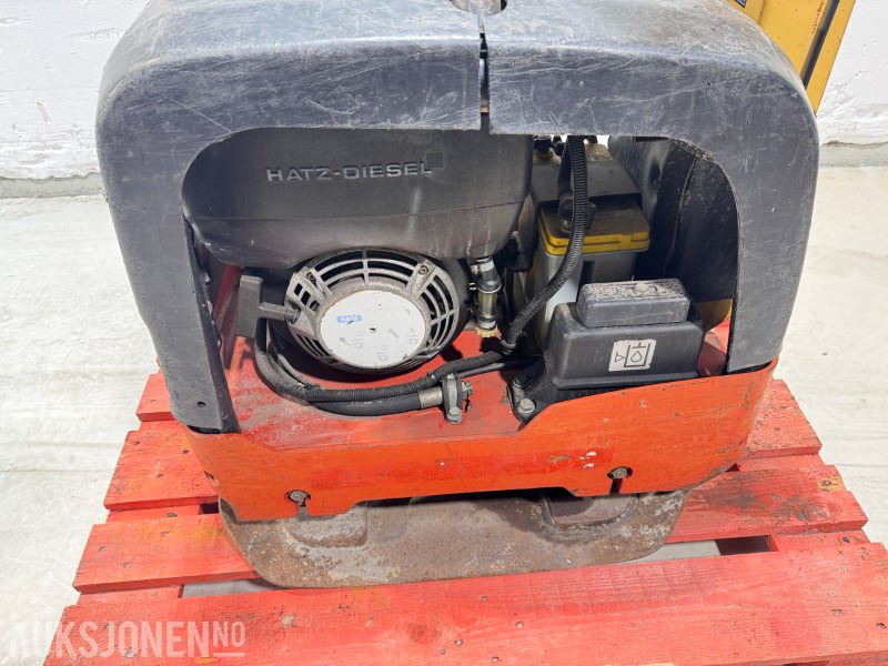 Dynapac LG300 vibroplate / 307kg - Valjak: slika 4 Dynapac LG300 vibroplate / 307kg - Valjak: slika 4