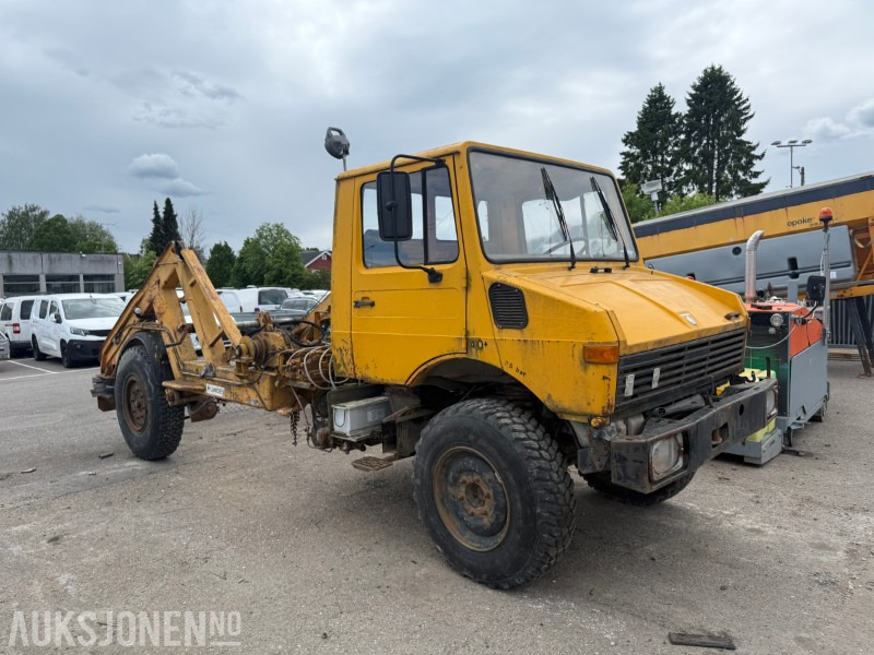 1981 Mercedes-Benz Unimog U 1000 T med kabeltrommelpåbygg – eldre, men funksjonell spesialmaskin - Korisno/ Posebno vozilo: slika 3 1981 Mercedes-Benz Unimog U 1000 T med kabeltrommelpåbygg – eldre, men funksjonell spesialmaskin - Korisno/ Posebno vozilo: slika 3