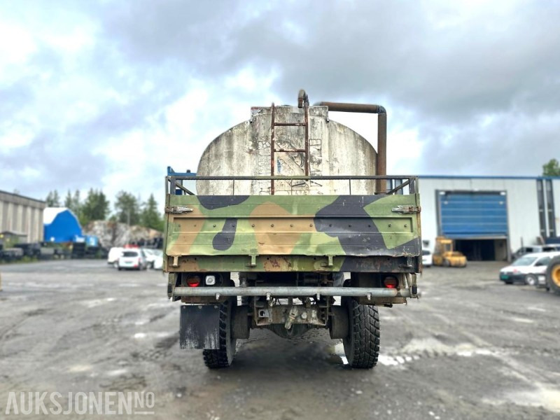 1992 Scania P93MK4X450 militær lastebil med vanntank - Korisno/ Posebno vozilo: slika 4 1992 Scania P93MK4X450 militær lastebil med vanntank - Korisno/ Posebno vozilo: slika 4