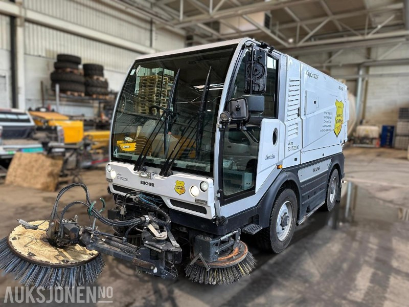 Bucher CityCat 5006 feiemaskin - 160 hk Iveco | Euro 6 | joystick | 4-hjulsstyring | høytrykk - Korisno/ Posebno vozilo: slika 1 Bucher CityCat 5006 feiemaskin - 160 hk Iveco | Euro 6 | joystick | 4-hjulsstyring | høytrykk - Korisno/ Posebno vozilo: slika 1