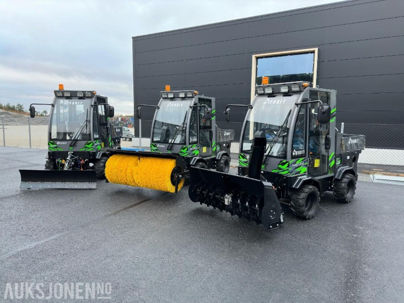 REDSKAPSBÆRER FT-130 FOR SOMMER-VINTERBRUK 2025 modell - Korisno/ Posebno vozilo: slika 1 REDSKAPSBÆRER FT-130 FOR SOMMER-VINTERBRUK 2025 modell - Korisno/ Posebno vozilo: slika 1