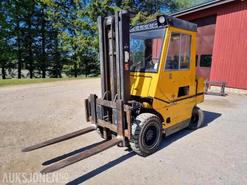 1980 TCM FD30Z5 truck 2.7 T Diesel - Oprema za rukovanje materijalima: slika 1 1980 TCM FD30Z5 truck 2.7 T Diesel - Oprema za rukovanje materijalima: slika 1