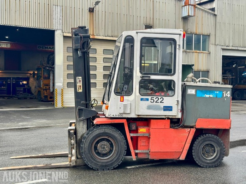 1995 Kalmar EC415 - 500 - Gaffeltruck - Elektrisk - Timer: 8194 - Oprema za rukovanje materijalima: slika 4 1995 Kalmar EC415 - 500 - Gaffeltruck - Elektrisk - Timer: 8194 - Oprema za rukovanje materijalima: slika 4