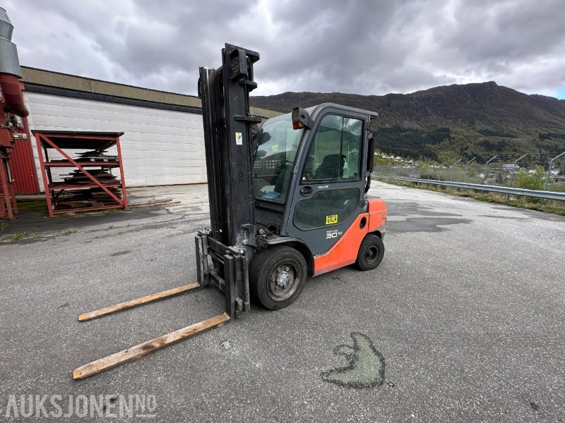 2008 Toyota Gaffeltruck - Oprema za rukovanje materijalima: slika 1 2008 Toyota Gaffeltruck - Oprema za rukovanje materijalima: slika 1