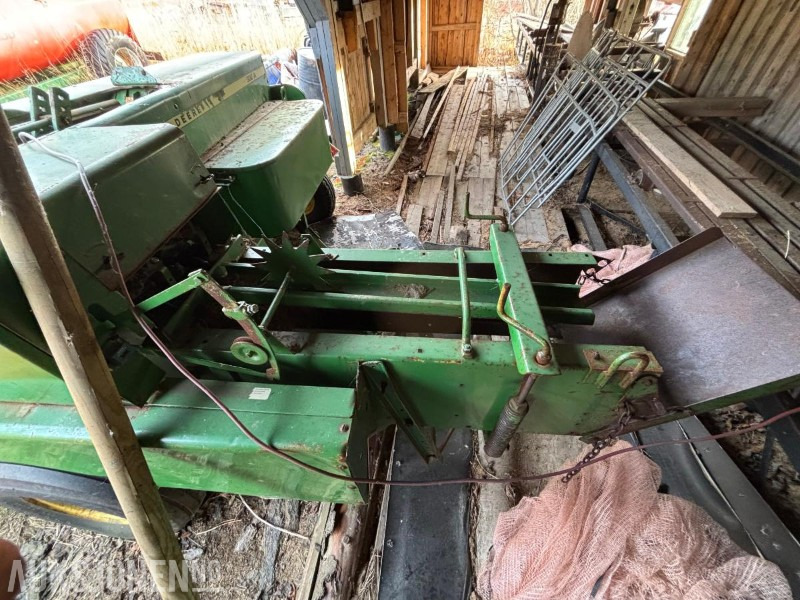 1900 John deere 332A firkantpresse - Poljoprivredna mašina: slika 4 1900 John deere 332A firkantpresse - Poljoprivredna mašina: slika 4