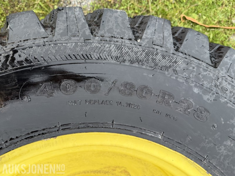 2 STK TRAKTORHJUL NOKIAN TYRES TRI 2 400/80R28 - Poljoprivredna mašina: slika 2 2 STK TRAKTORHJUL NOKIAN TYRES TRI 2 400/80R28 - Poljoprivredna mašina: slika 2