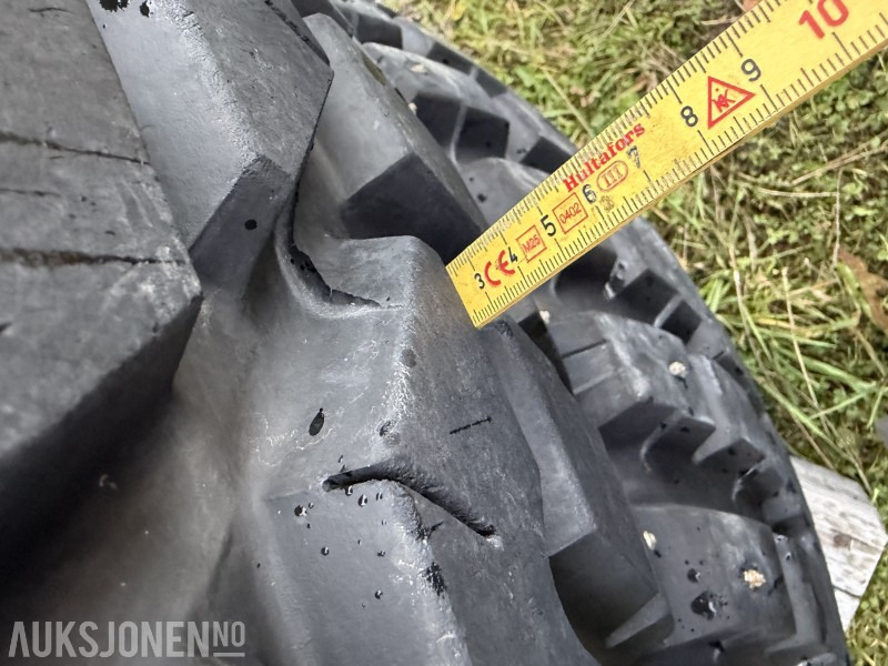 2 STK TRAKTORHJUL NOKIAN TYRES TRI 2 400/80R28 - Poljoprivredna mašina: slika 3 2 STK TRAKTORHJUL NOKIAN TYRES TRI 2 400/80R28 - Poljoprivredna mašina: slika 3
