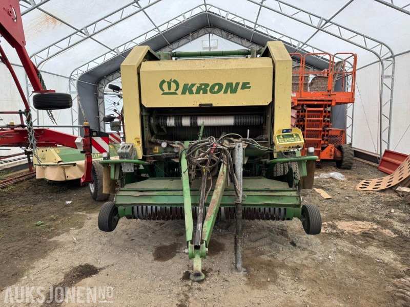 2009 Krone Combi Pack multi-cut 1500 V - Rundballepresse - vario – defekt kjede, lagret inne - Poljoprivredna mašina: slika 2 2009 Krone Combi Pack multi-cut 1500 V - Rundballepresse - vario – defekt kjede, lagret inne - Poljoprivredna mašina: slika 2