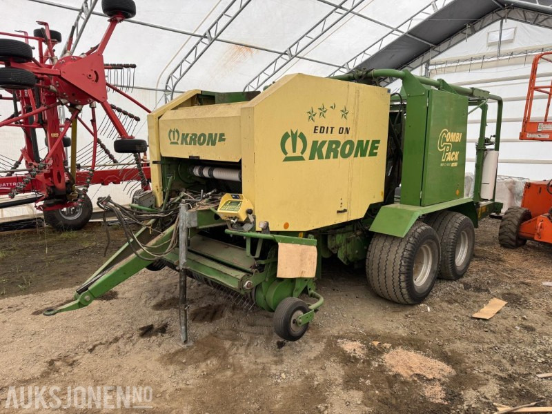 2009 Krone Combi Pack multi-cut 1500 V - Rundballepresse - vario – defekt kjede, lagret inne - Poljoprivredna mašina: slika 1 2009 Krone Combi Pack multi-cut 1500 V - Rundballepresse - vario – defekt kjede, lagret inne - Poljoprivredna mašina: slika 1