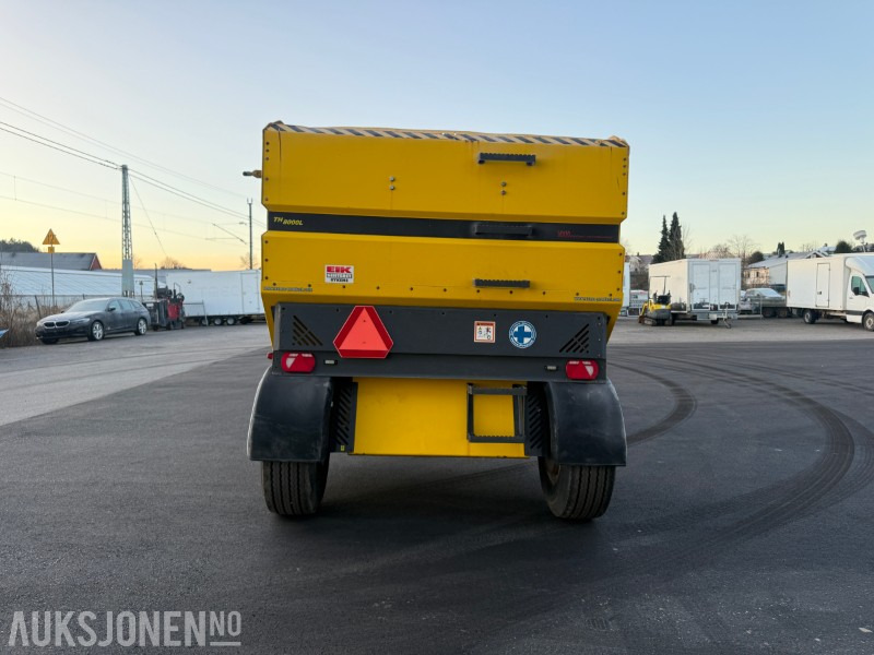 2022 Vama TH-8000L Strøvogn - Levert ny høsten 2023 – Meget pen og lite brukt - Poljoprivredna mašina: slika 4 2022 Vama TH-8000L Strøvogn - Levert ny høsten 2023 – Meget pen og lite brukt - Poljoprivredna mašina: slika 4