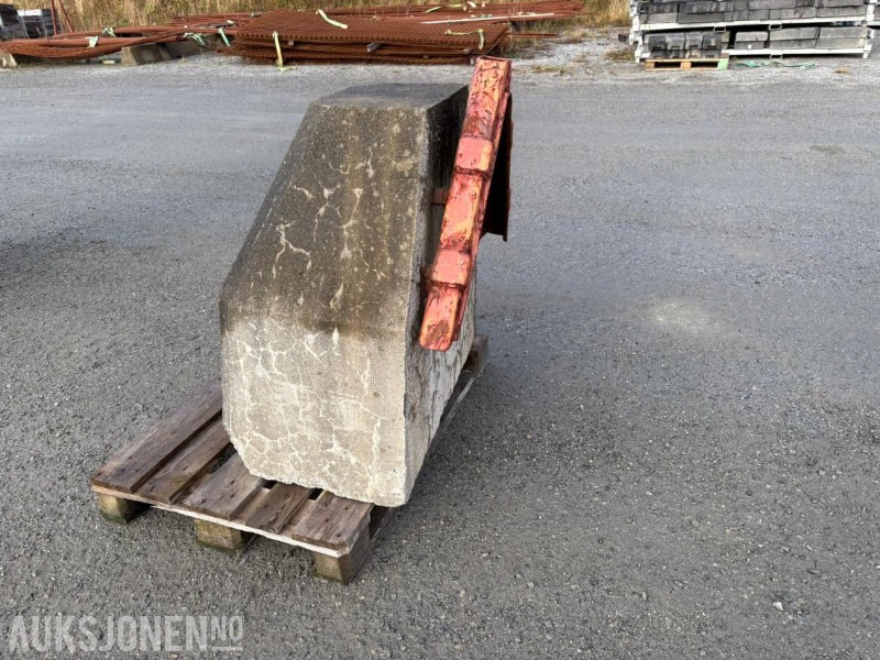 BETONGLODD TIL TRAKTOR - Poljoprivredna mašina: slika 4 BETONGLODD TIL TRAKTOR - Poljoprivredna mašina: slika 4