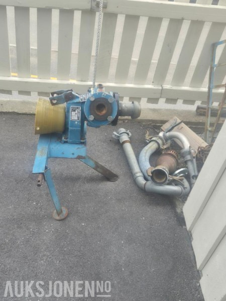 Poljoprivredna mašina Bauer Vannpumpe til kraftuttak: slika 1