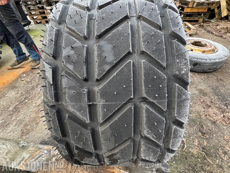 Dekk og felg 445/45 R19.5 – 8 bolta - Poljoprivredna mašina: slika 4 Dekk og felg 445/45 R19.5 – 8 bolta - Poljoprivredna mašina: slika 4