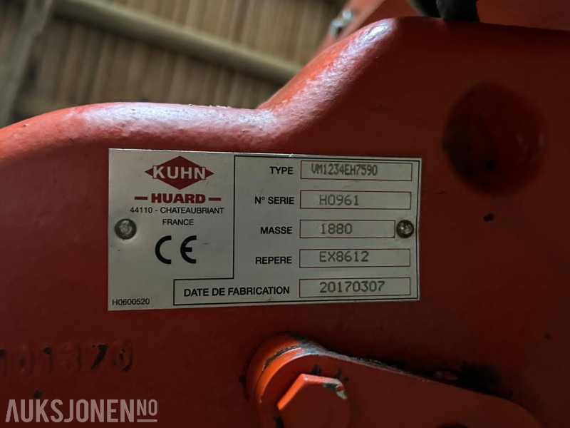 KUHN Vari-Master Vendeplog - Poljoprivredna mašina: slika 5 KUHN Vari-Master Vendeplog - Poljoprivredna mašina: slika 5