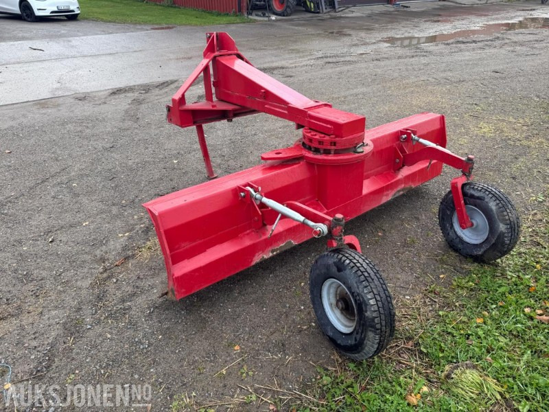 Planeringsskjær til traktor - Poljoprivredna mašina: slika 5 Planeringsskjær til traktor - Poljoprivredna mašina: slika 5