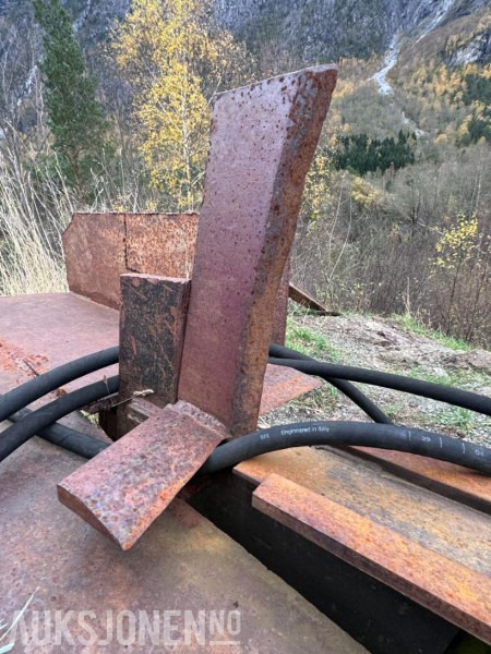 Vedkløyver Dobbeltvirkende - med Triangelfeste - Poljoprivredna mašina: slika 3 Vedkløyver Dobbeltvirkende - med Triangelfeste - Poljoprivredna mašina: slika 3