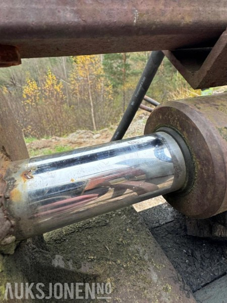 Vedkløyver Dobbeltvirkende - med Triangelfeste - Poljoprivredna mašina: slika 4 Vedkløyver Dobbeltvirkende - med Triangelfeste - Poljoprivredna mašina: slika 4