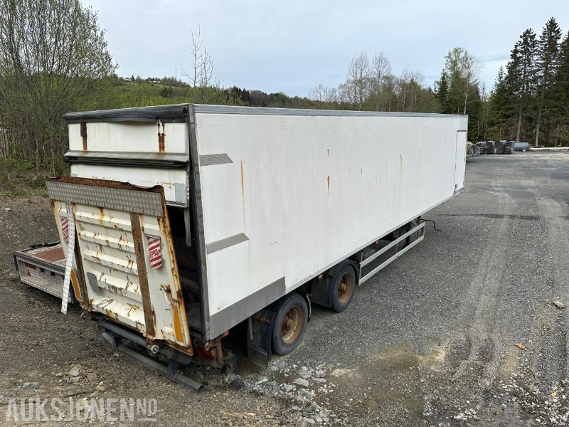 2003 Fruenhauf Teknogam 260/251 Med Løftelem og kjøleaggregat - Prikolica: slika 4 2003 Fruenhauf Teknogam 260/251 Med Løftelem og kjøleaggregat - Prikolica: slika 4
